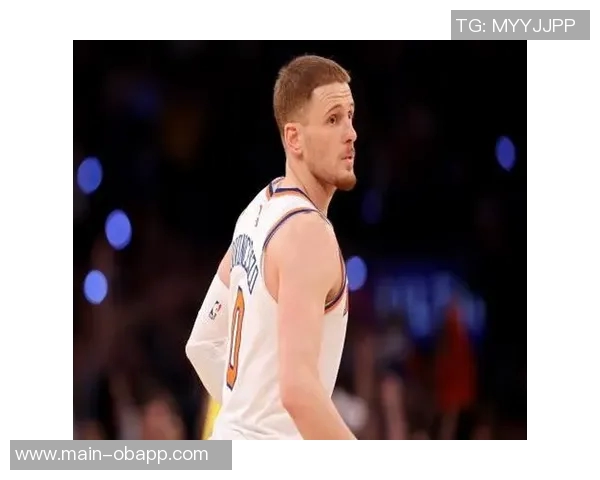 豪泽三分狂潮尽显疯狂投射能力遗憾六连铁仍砍下30分6篮板3助攻