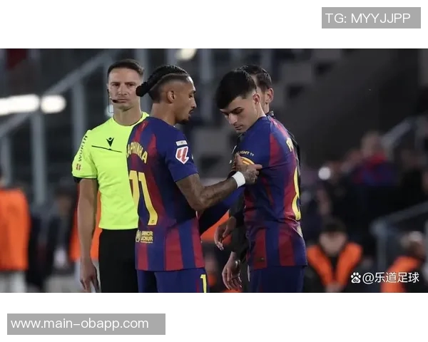 拉菲尼亚与佩德里今日参与部分合练以评估身体状态恢复情况